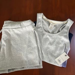 Lucky Brand 2 Piece Pajama Set, Large